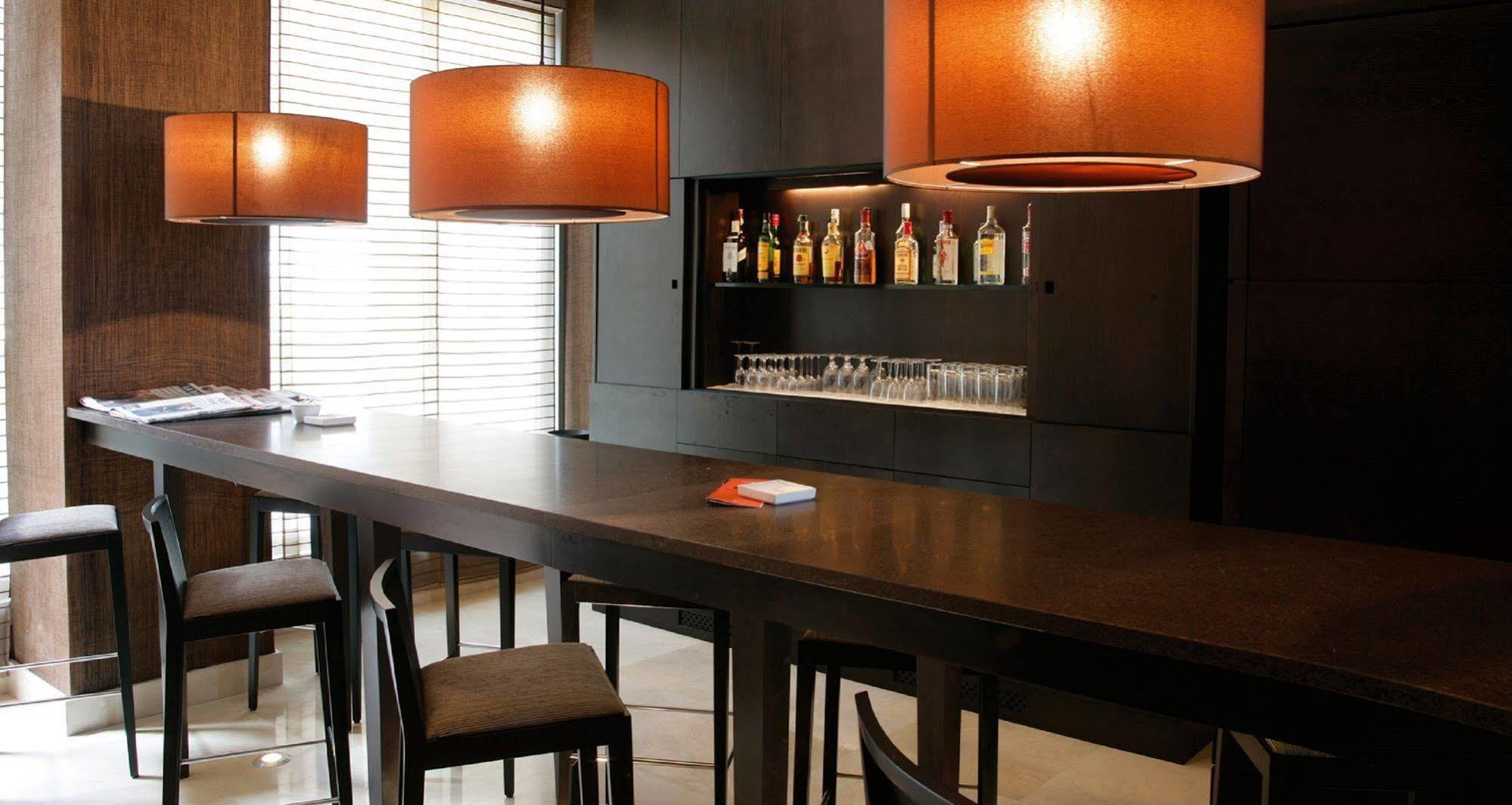 Nh Alcorcon Hotel Buitenkant foto